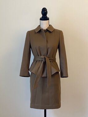 Ann Taylor Belted Two-Piece Suit Set in Brown